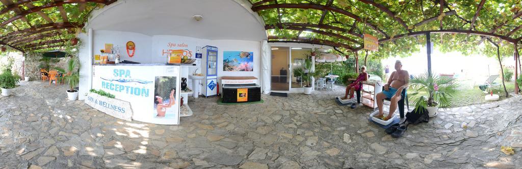 Helios Hotel Balčik Exteriér fotografie